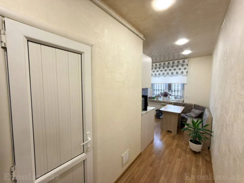Satılır 2 otaqlı Mənzil Köhnə tikili 65 m² İnşaatçılar m. - şəkil 6