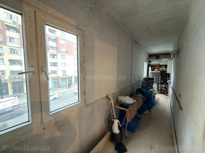 Satılır 2 otaqlı Mənzil Köhnə tikili 65 m² İnşaatçılar m. - şəkil 7