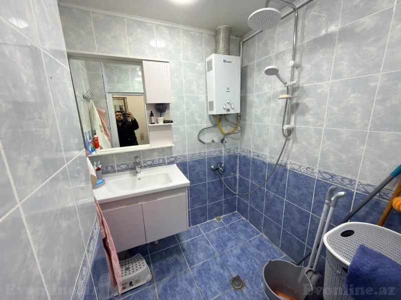 Satılır 2 otaqlı Mənzil Köhnə tikili 65 m² İnşaatçılar m. - şəkil 9