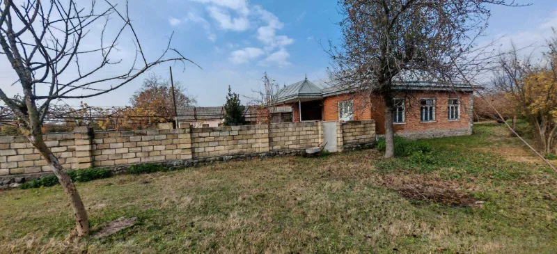 Torpaq Qax Satılır