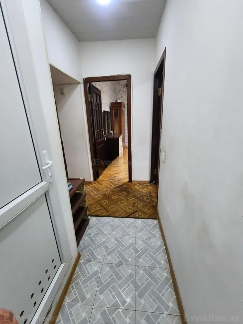 Satılır 2 otaqlı Mənzil Köhnə tikili 54 m² Bayıl - şəkil 2