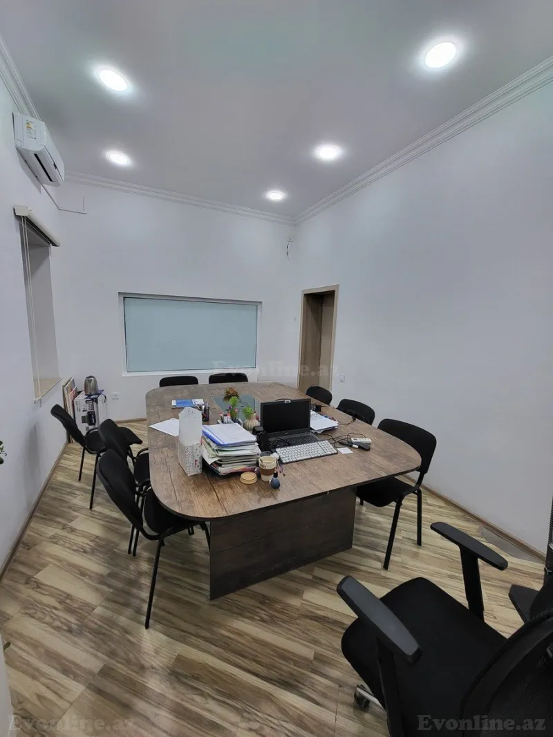 Kirayə verilir Ofis 35 m² Nizami m.