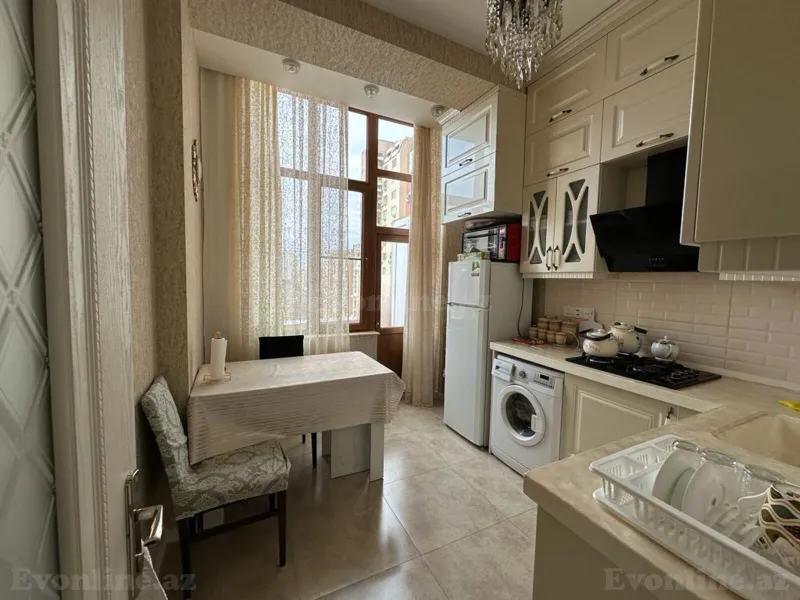 2 otaqlı Mənzil 80 m² Nizami m. Satılır