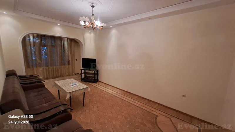 Kirayə verilir 2 otaqlı Mənzil Köhnə tikili 65 m² Gənclik m. - şəkil 2