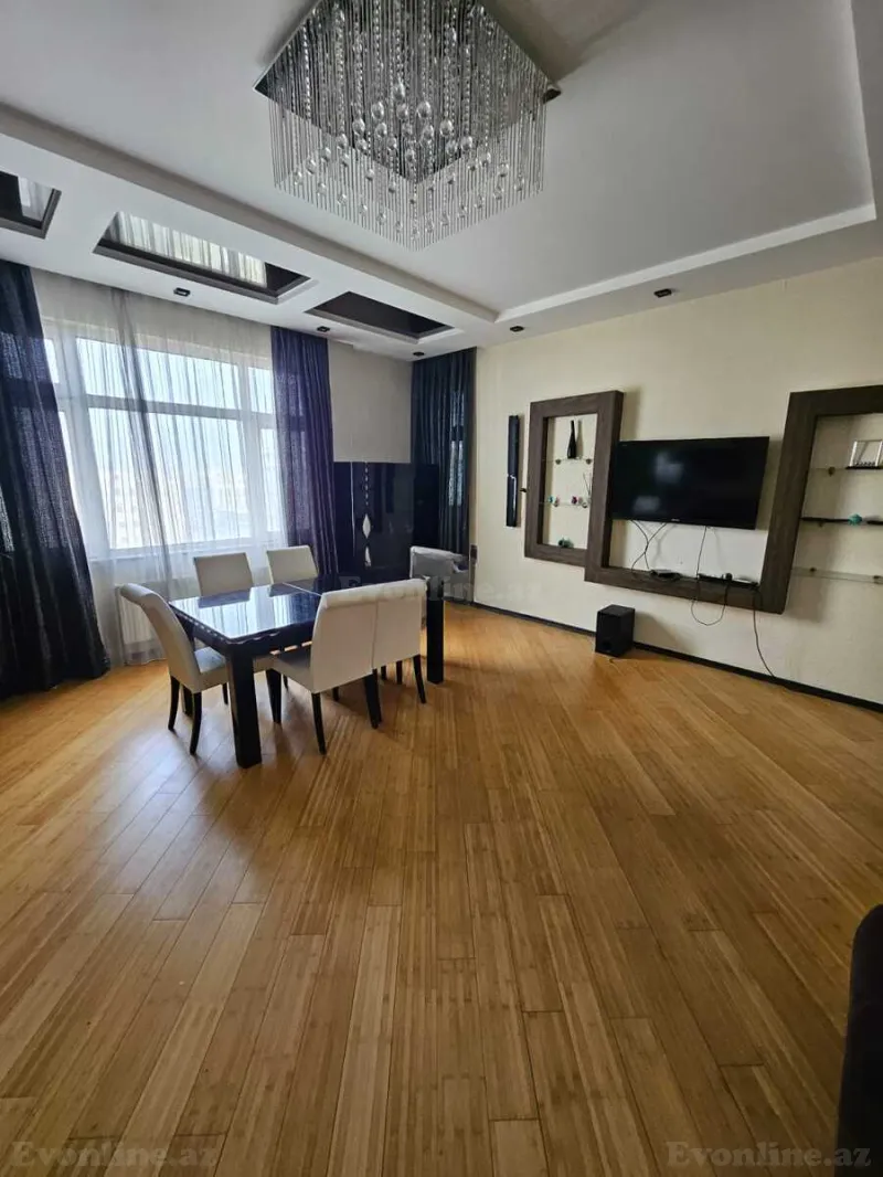 Satılır 3 otaqlı Mənzil Yeni tikili 136 m² 8 Noyabr m. - şəkil 2