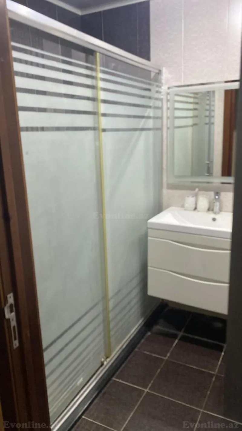 Kirayə verilir 2 otaqlı Mənzil Yeni tikili 100 m² İnşaatçılar m. - şəkil 9