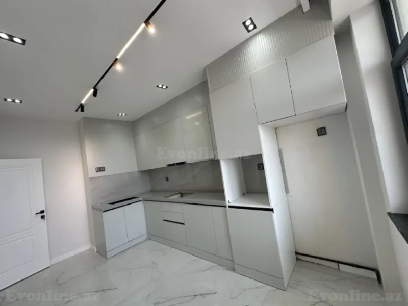 Satılır 3 otaqlı Mənzil Yeni tikili 95 m² Neftçilər m. - şəkil 9