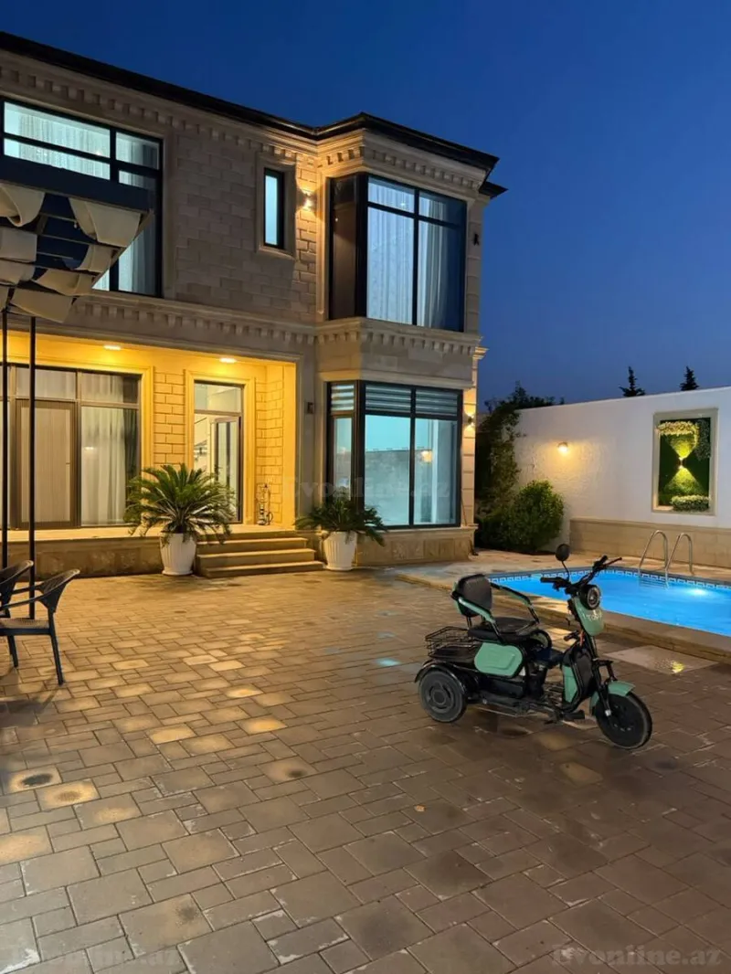 4 otaqlı Həyət evi 180 m² Mərdəkan Satılır