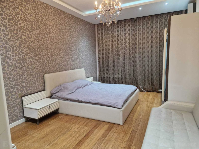 Kirayə verilir 4 otaqlı Mənzil Yeni tikili 180 m² Nəsimi r. - şəkil 24