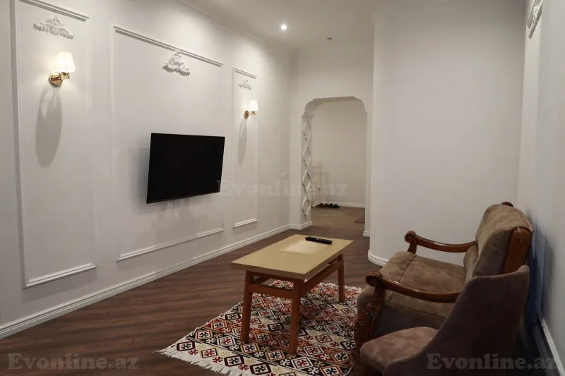 2 otaqlı Mənzil 65 m² 8 Noyabr m. Satılır