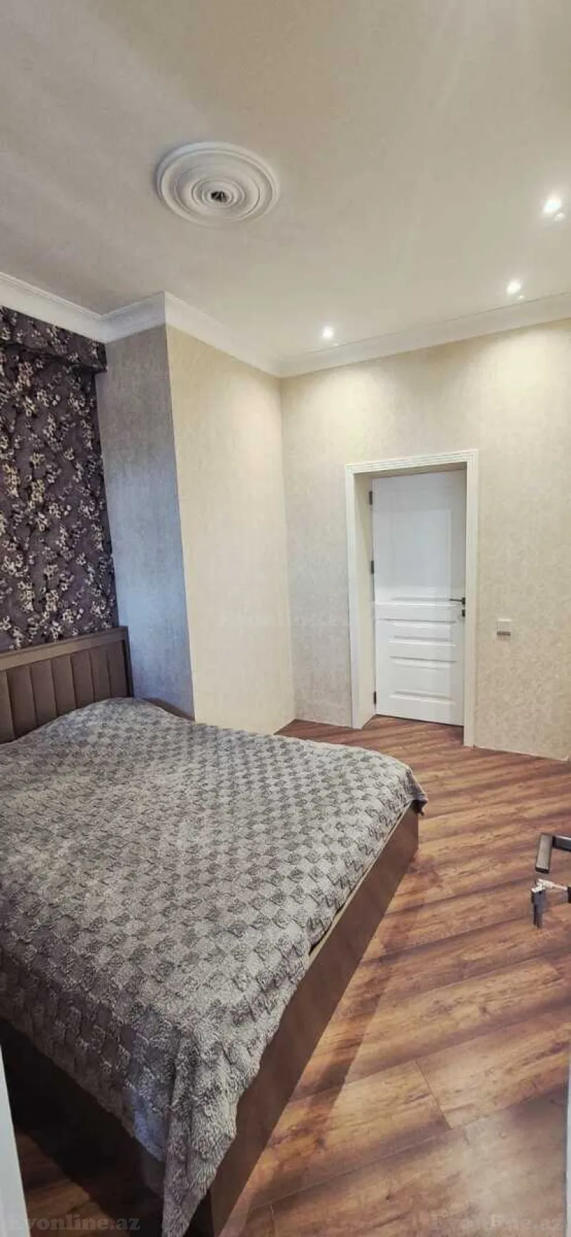 Satılır 2 otaqlı Mənzil Yeni tikili 65 m² 8 Noyabr m. - şəkil 3