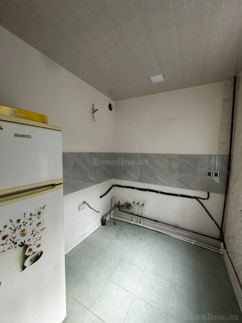 Kirayə verilir 2 otaqlı Mənzil Köhnə tikili 50 m² Memar Əcəmi m. - şəkil 7