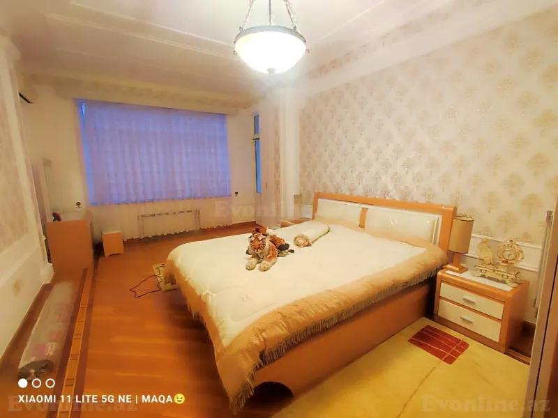 Kirayə verilir 4 otaqlı Mənzil Yeni tikili 200 m² 28 May m. - şəkil 11