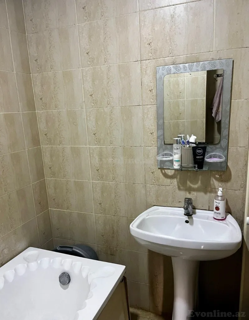 Kirayə verilir 3 otaqlı Mənzil Yeni tikili 90 m² Səbail r. - şəkil 9