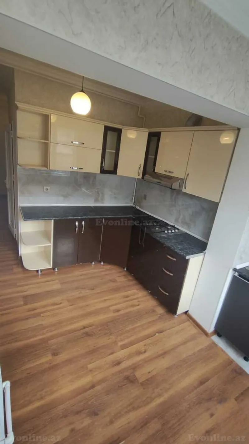 Satılır 2 otaqlı Mənzil Köhnə tikili 65 m² Həzi Aslanov m. - şəkil 8