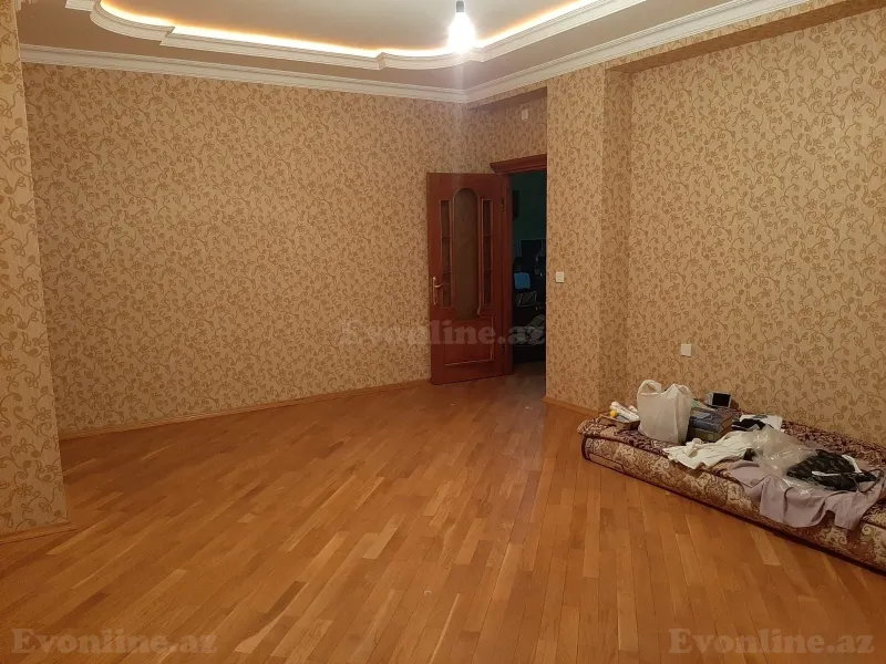 Satılır 4 otaqlı Mənzil Yeni tikili 150 m² Nəsimi m. - şəkil 2