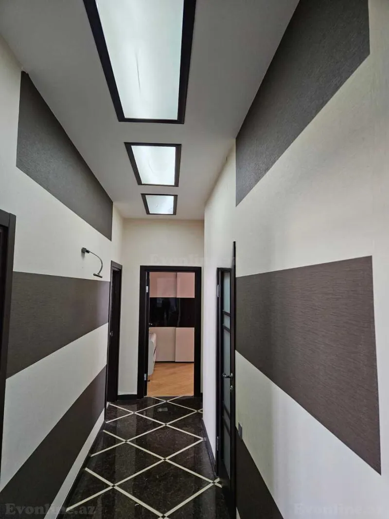Satılır 3 otaqlı Mənzil Yeni tikili 136 m² 8 Noyabr m. - şəkil 12