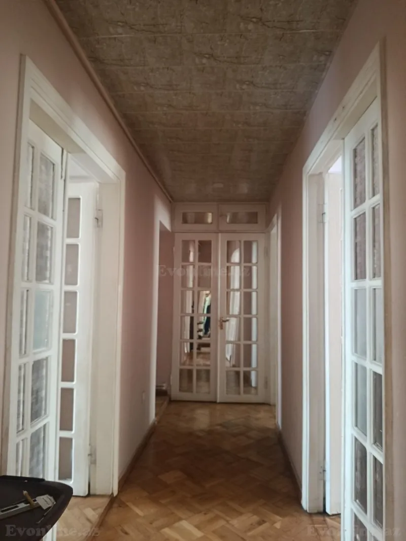 Kirayə verilir 3 otaqlı Mənzil Köhnə tikili 80 m² Elmlər Akademiyası m. - şəkil 2