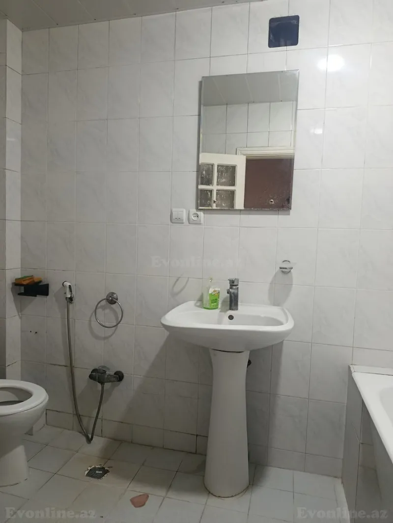 Kirayə verilir 3 otaqlı Mənzil Köhnə tikili 80 m² Elmlər Akademiyası m. - şəkil 14