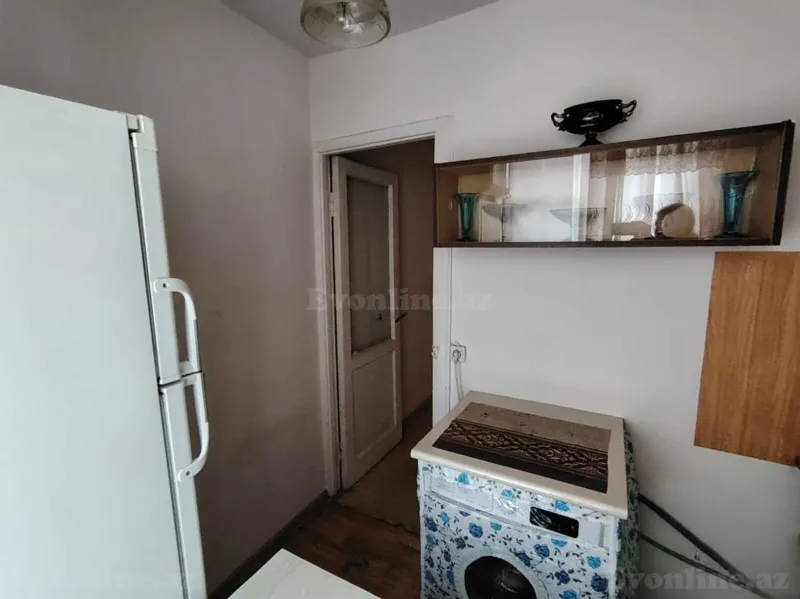 1 otaqlı Mənzil 35 m² Elmlər Akademiyası m. Kirayə verilir