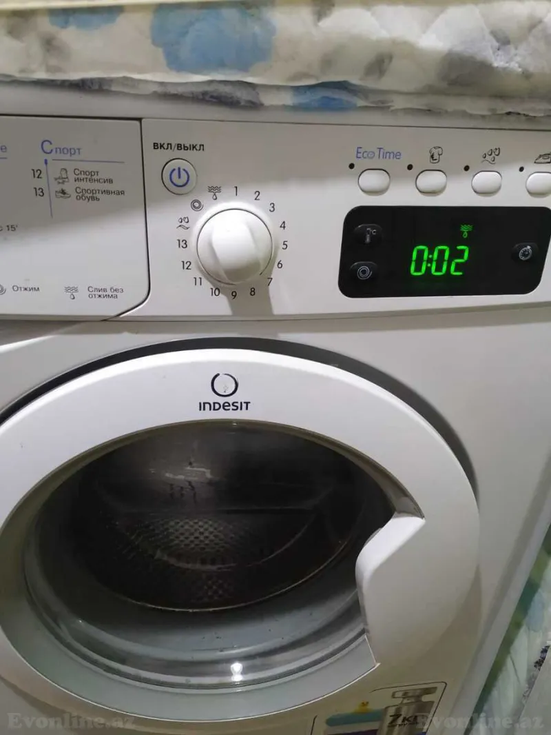 Kirayə verilir 1 otaqlı Mənzil Köhnə tikili 35 m² Elmlər Akademiyası m. - şəkil 10