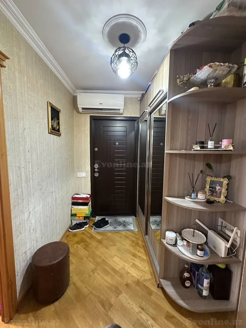 Satılır 4 otaqlı Mənzil Köhnə tikili 80 m² Neftçilər m. - şəkil 12