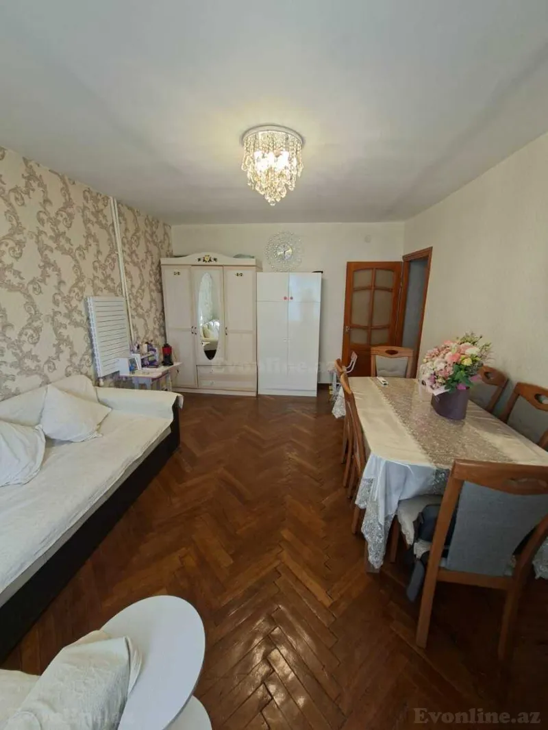 Satılır 2 otaqlı Mənzil Köhnə tikili 55 m² Neftçilər m. - şəkil 8