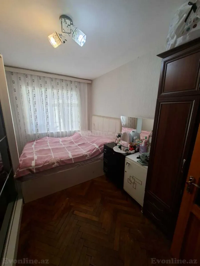 Satılır 2 otaqlı Mənzil Köhnə tikili 55 m² Neftçilər m. - şəkil 10