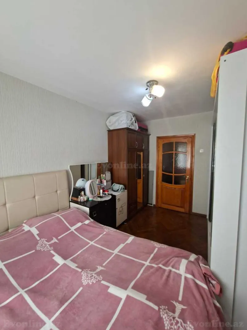 Satılır 2 otaqlı Mənzil Köhnə tikili 55 m² Neftçilər m. - şəkil 13