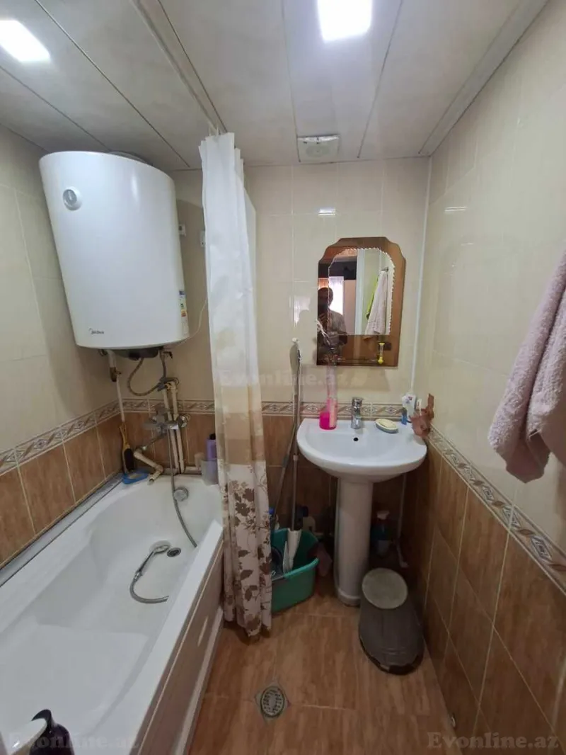 Satılır 2 otaqlı Mənzil Köhnə tikili 55 m² Neftçilər m. - şəkil 15