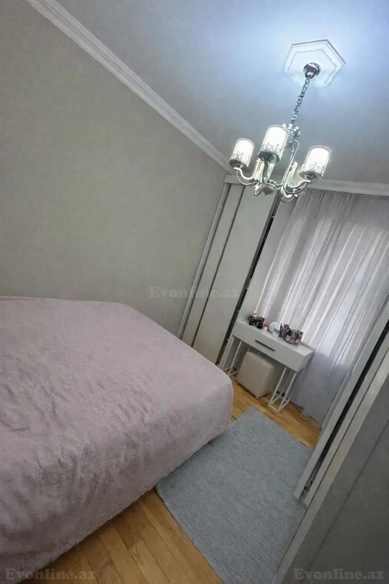 Satılır 2 otaqlı Mənzil Köhnə tikili 55 m² Əhmədli m. - şəkil 3