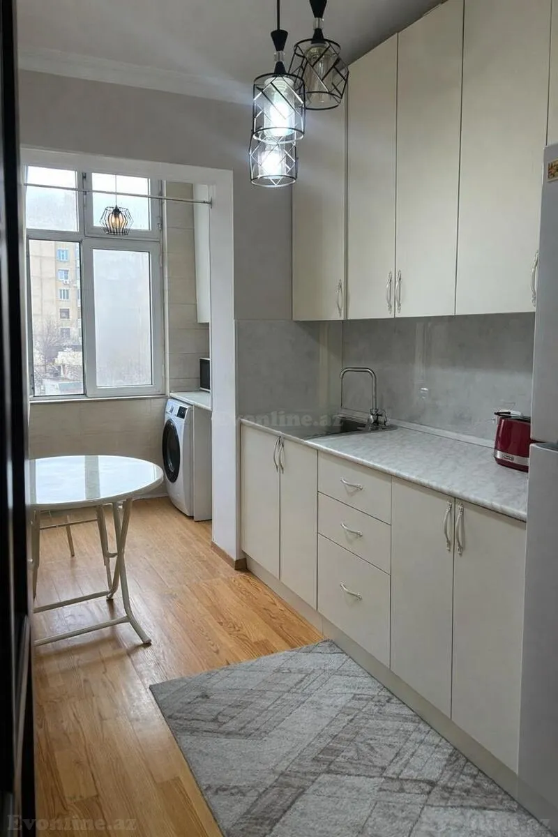 Satılır 2 otaqlı Mənzil Köhnə tikili 55 m² Əhmədli m. - şəkil 4