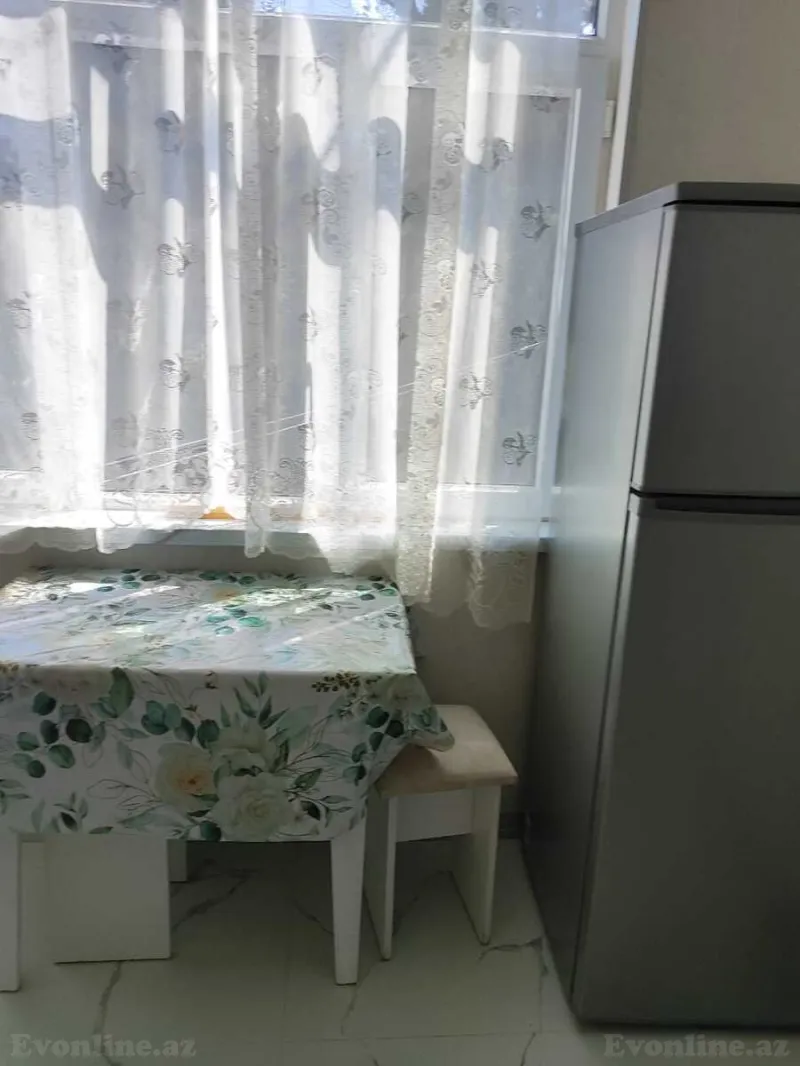 Kirayə verilir 2 otaqlı Mənzil Köhnə tikili 50 m² Həzi Aslanov m. - şəkil 5
