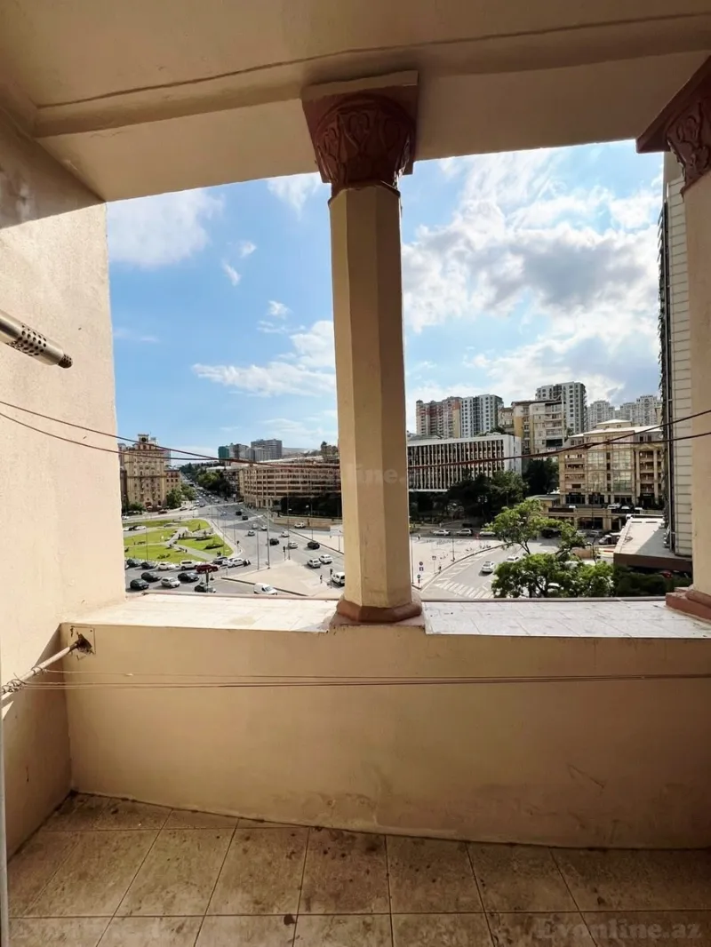 Satılır 3 otaqlı Mənzil Köhnə tikili 100 m² Nizami m. - şəkil 2