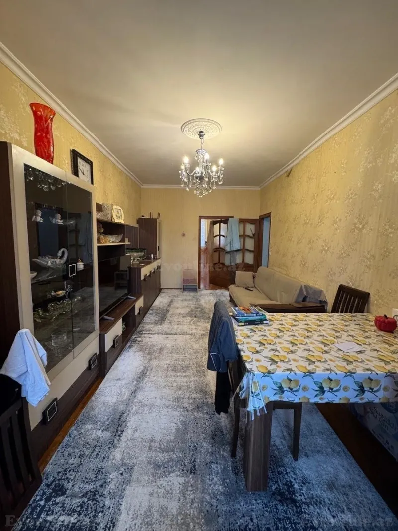 Kirayə verilir 2 otaqlı Mənzil Köhnə tikili 5 m² Memar Əcəmi m. - şəkil 8