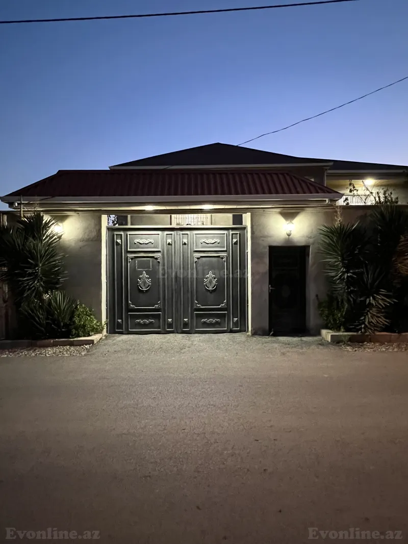4 otaqlı Həyət evi 150 m² Sumqayıt Satılır