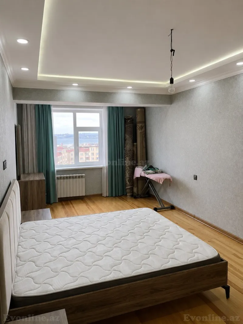 Kirayə verilir 4 otaqlı Mənzil Yeni tikili 150 m² Həzi Aslanov m. - şəkil 5