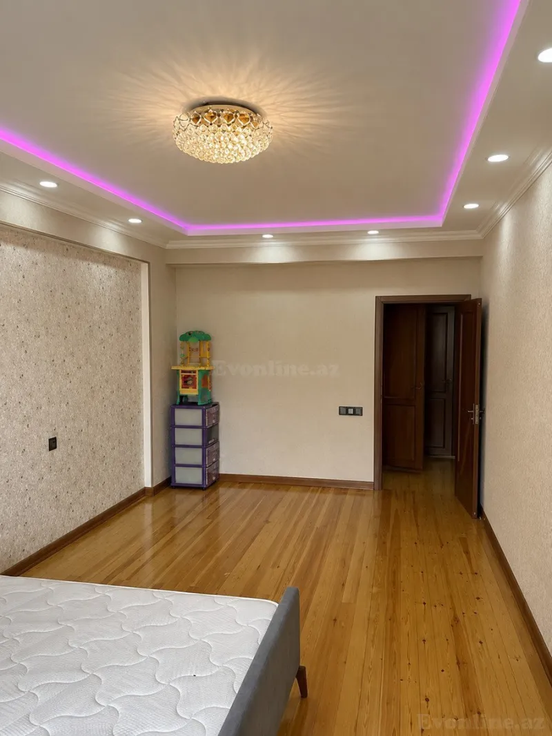 Kirayə verilir 4 otaqlı Mənzil Yeni tikili 150 m² Həzi Aslanov m. - şəkil 7