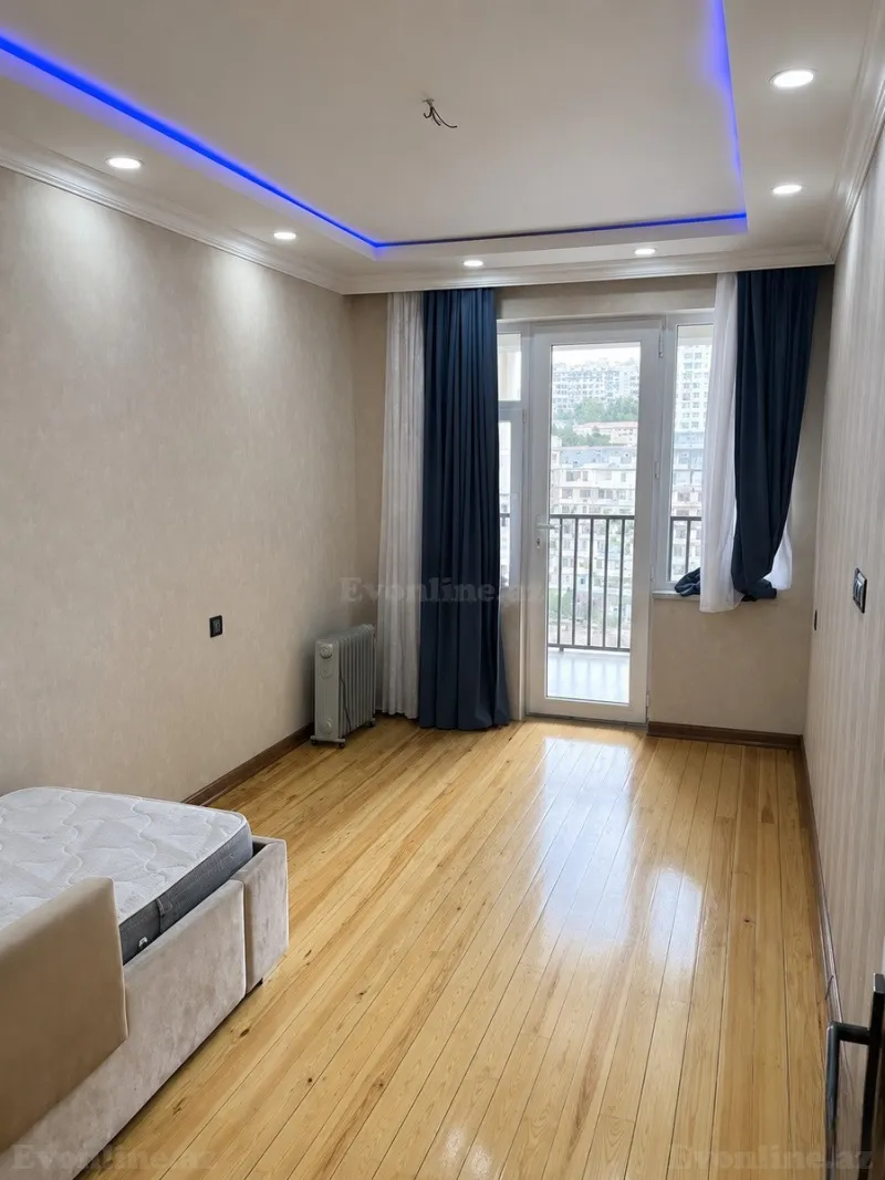 Kirayə verilir 4 otaqlı Mənzil Yeni tikili 150 m² Həzi Aslanov m. - şəkil 9