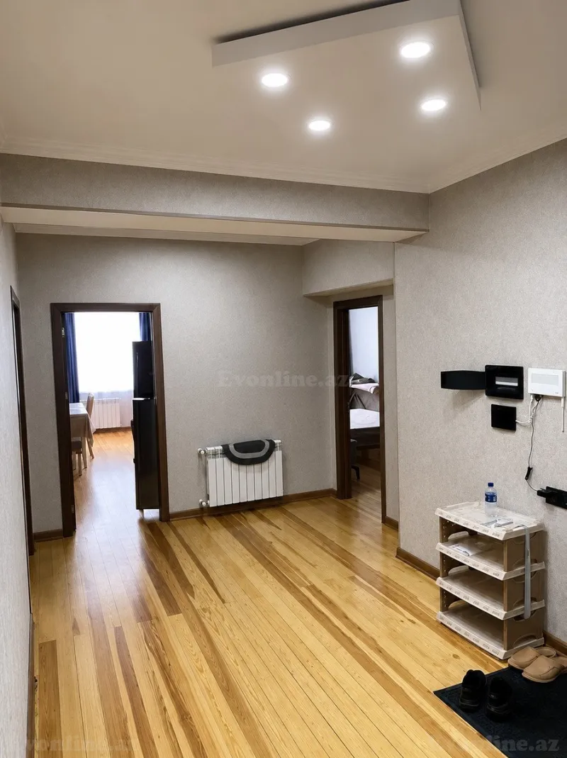 Kirayə verilir 4 otaqlı Mənzil Yeni tikili 150 m² Həzi Aslanov m. - şəkil 10
