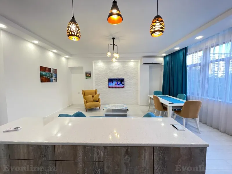 Kirayə verilir 4 otaqlı Mənzil Yeni tikili 120 m² Neftçilər pr. - şəkil 10