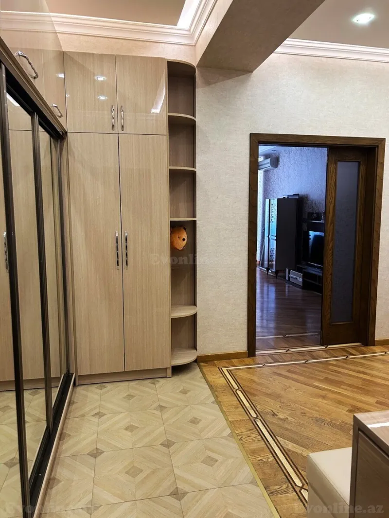 Satılır 3 otaqlı Mənzil Yeni tikili 135 m² Nəsimi r. - şəkil 25