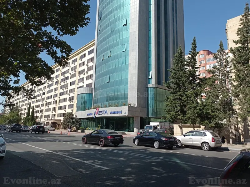 2 otaqlı Mənzil 74 m² Gənclik m. Kirayə verilir