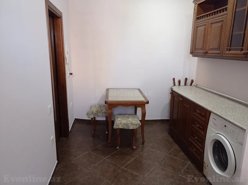 Kirayə verilir 2 otaqlı Mənzil Köhnə tikili 74 m² Gənclik m. - şəkil 13