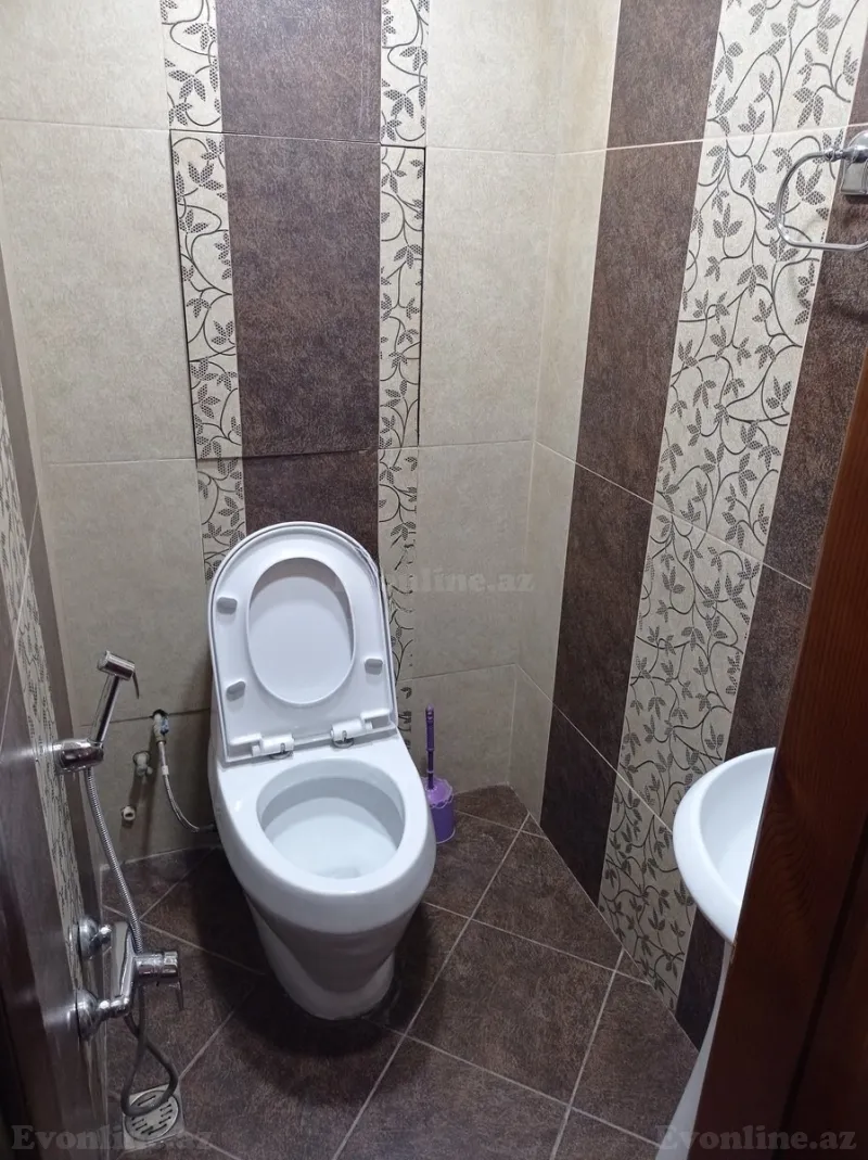 Kirayə verilir 2 otaqlı Mənzil Köhnə tikili 74 m² Gənclik m. - şəkil 17