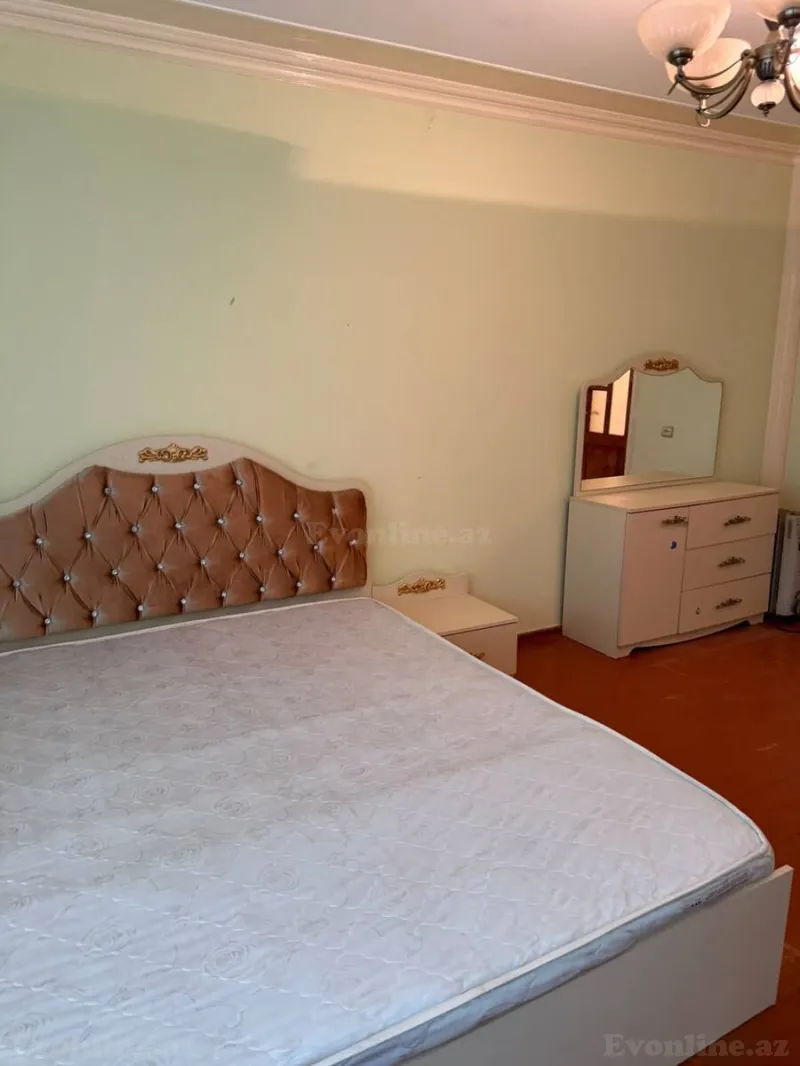 Kirayə verilir 3 otaqlı Mənzil Köhnə tikili 75 m² Elmlər Akademiyası m. - şəkil 4