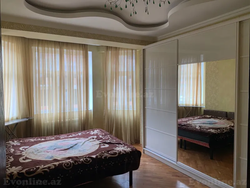 Kirayə verilir 3 otaqlı Mənzil Köhnə tikili 100 m² İnşaatçılar m. - şəkil 4