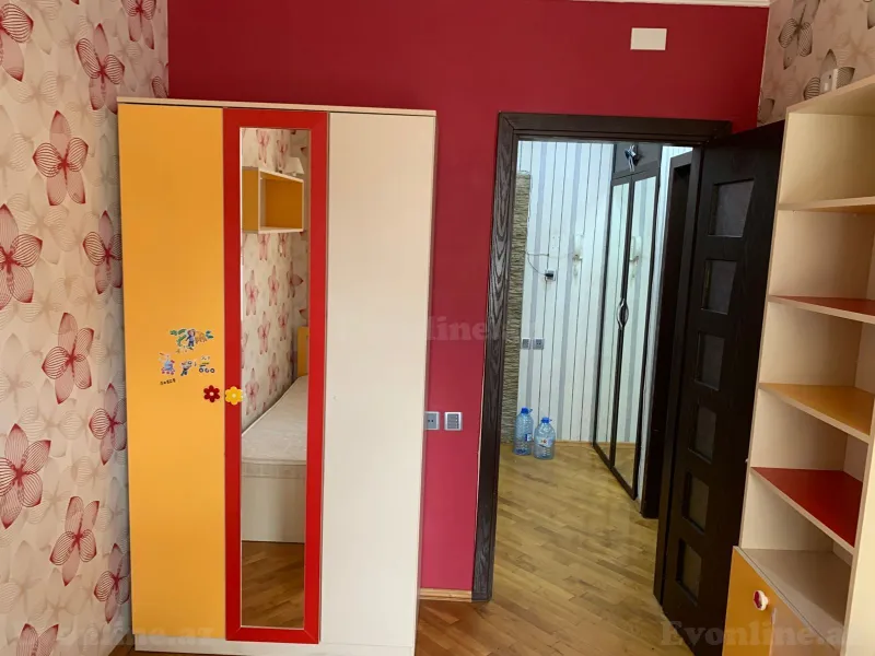 Kirayə verilir 3 otaqlı Mənzil Köhnə tikili 100 m² İnşaatçılar m. - şəkil 7
