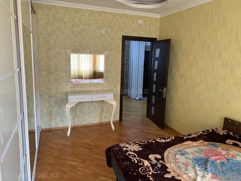 Kirayə verilir 3 otaqlı Mənzil Köhnə tikili 100 m² İnşaatçılar m. - şəkil 8