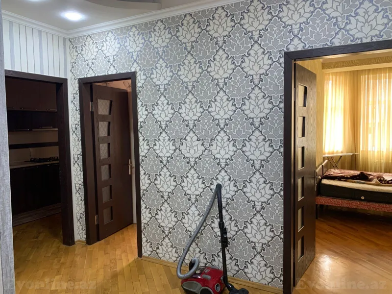 Kirayə verilir 3 otaqlı Mənzil Köhnə tikili 100 m² İnşaatçılar m. - şəkil 13